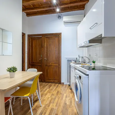 Apartament Iflat Luxurious In Piazza Del Parlamento